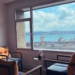 Stunning Sea View Amazing Flat 4br 2ba Ac דירה איסטמבול