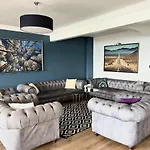 Stunning Sea View Amazing Flat 4br 2ba Ac דירה איסטמבול