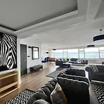Stunning Sea View Amazing Flat 4br 2ba Ac *