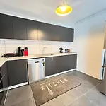 Stunning Sea View Amazing Flat 4br 2ba Ac דירה