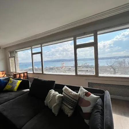 Stunning Sea View Amazing Flat 4br 2ba Ac * 이스탄불