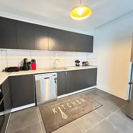 Stunning Sea View Amazing Flat 4br 2ba Ac 아파트