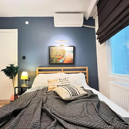 Stunning Sea View Amazing Flat 4br 2ba Ac * Istanbul